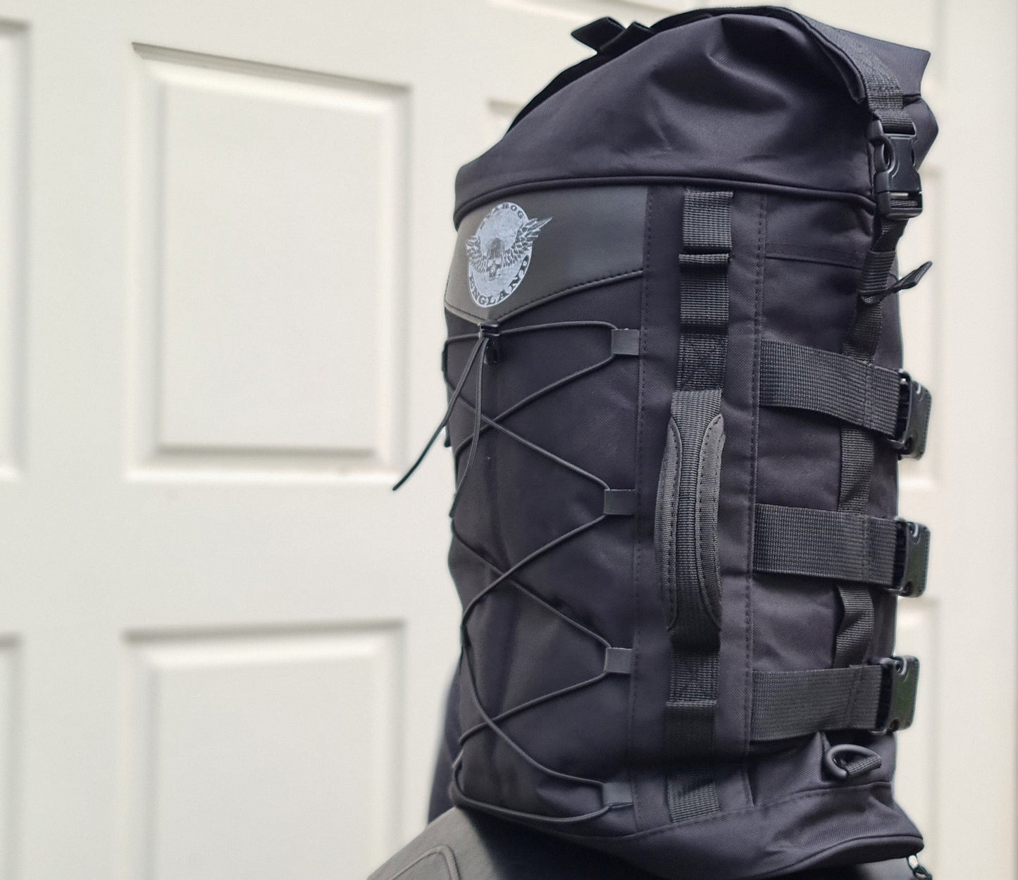 Svarog EnglandSissybar luggage Bag